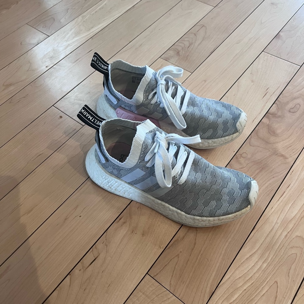 Adidas NMD R2 Primeknit 'Wonder Pink